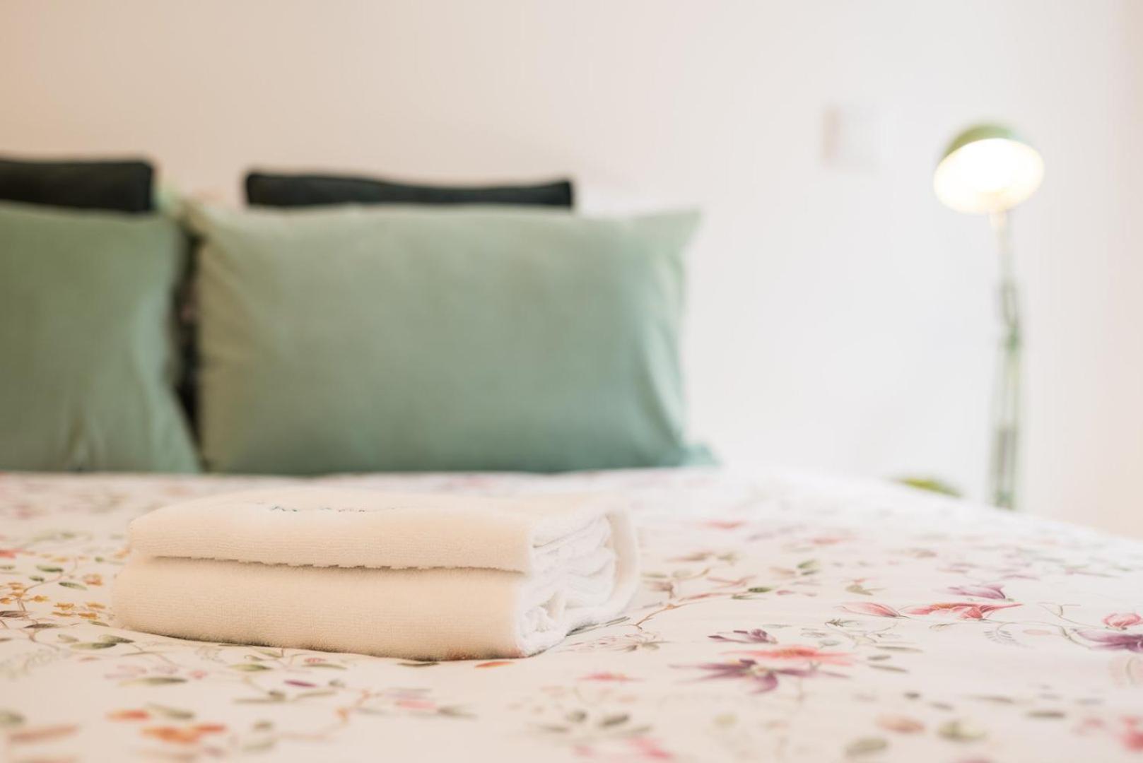 Guestready - Belas Artes Duplex Porto Dış mekan fotoğraf